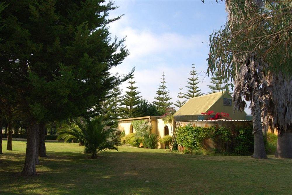 Martin Fields Beach Retreat Busselton Exterior photo